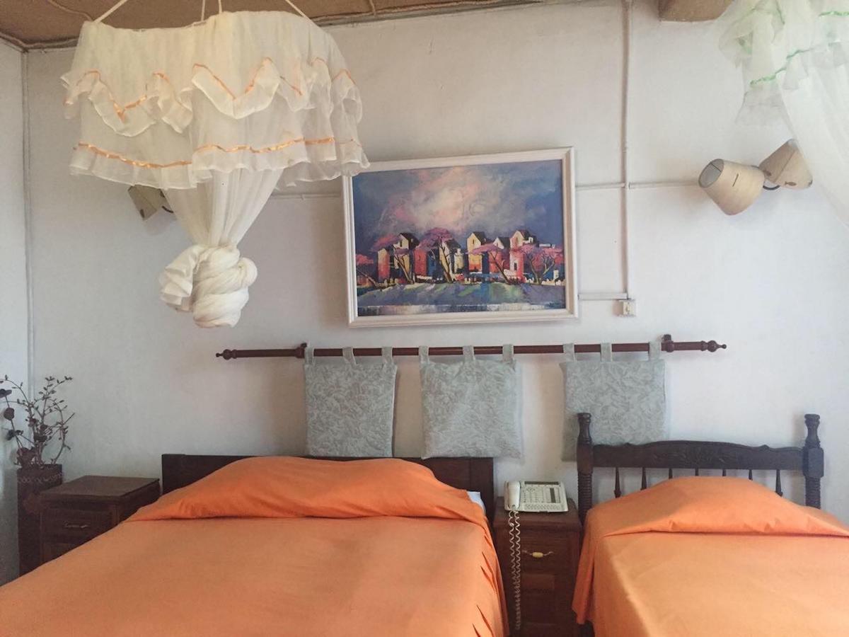 Hotel Tana-Jacaranda Antananarivo Esterno foto